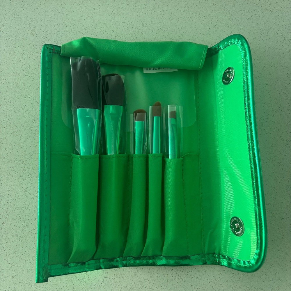 NEW Sephora brush set